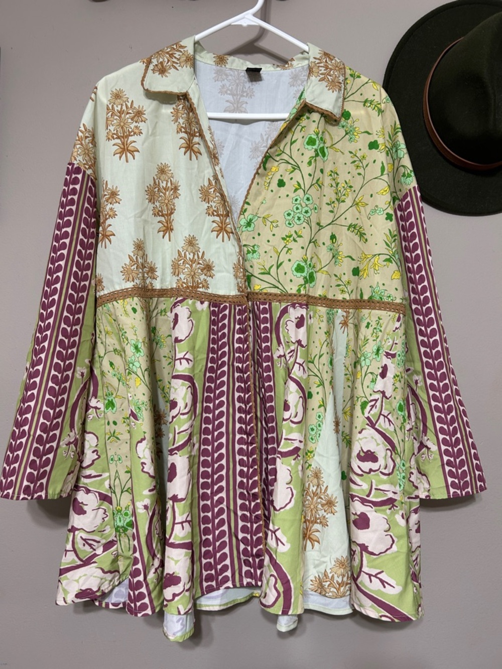 SHEIN Cream Floral Button-Front Blouse with Yellow Accents